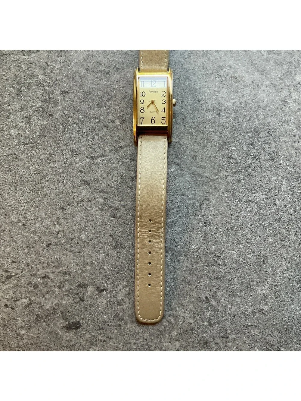 Rare Vintage Armitron 20/2102 23mm Curved Case Women's Watch Leather Band B-E